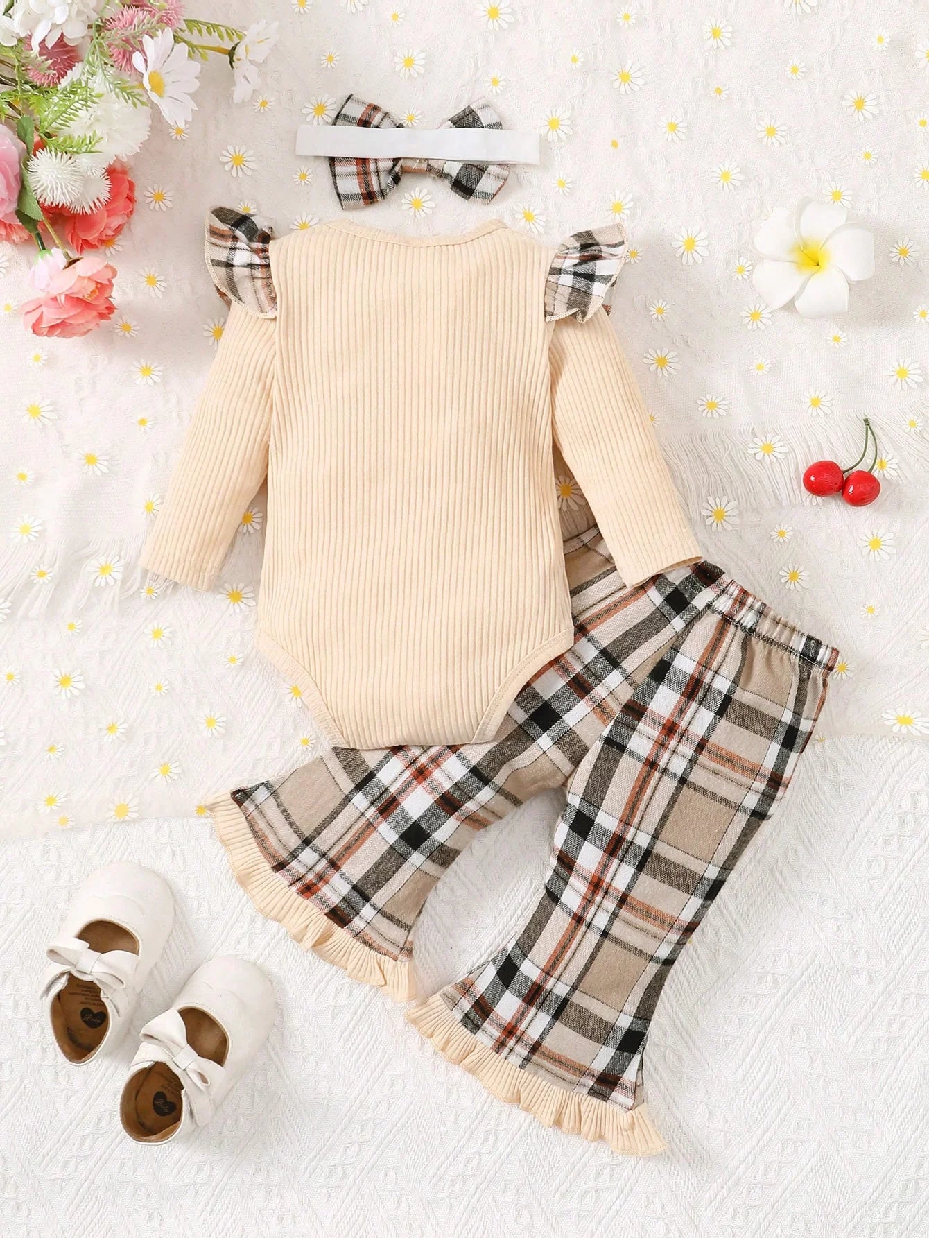 Little Love Ruffle Set | LibrasLuxury
